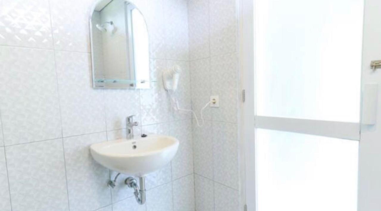 Anyar Guesthouse Canggu エクステリア 写真
